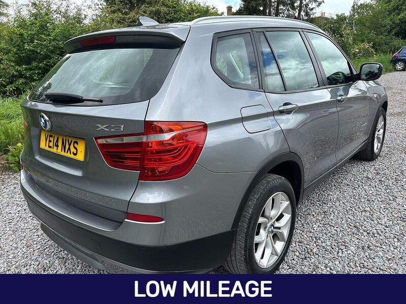 BMW X3 view 5