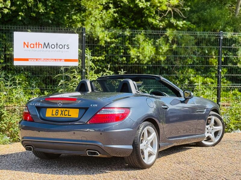 Mercedes-Benz SLK view 2