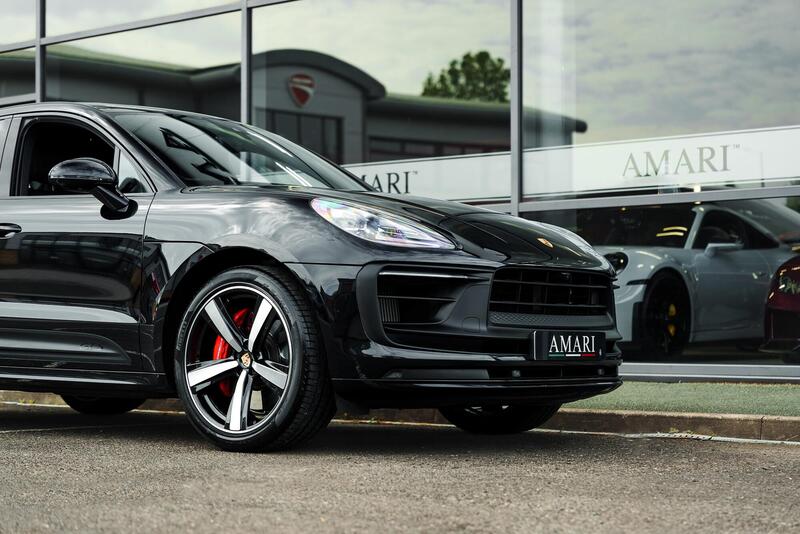 Porsche Macan view 6