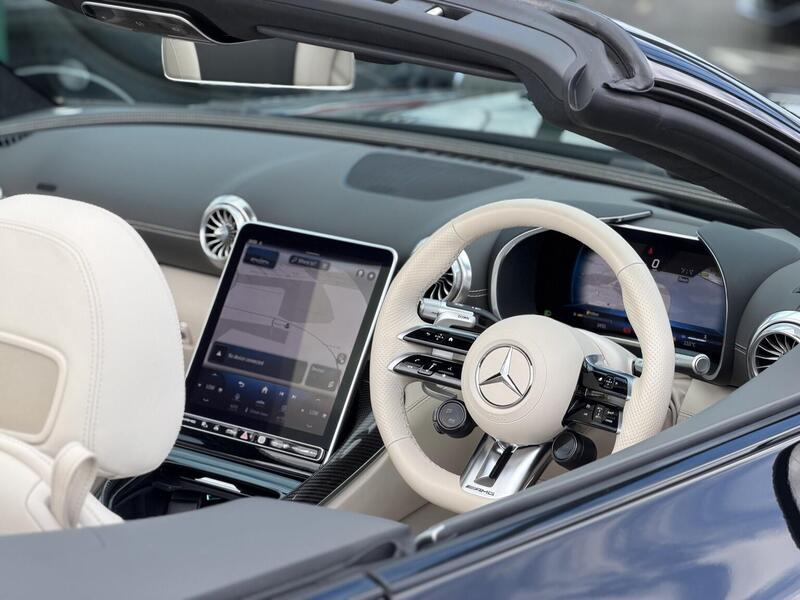 Mercedes-Benz SL view 3