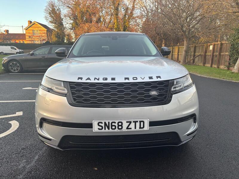 Land Rover Range Rover Velar view 2