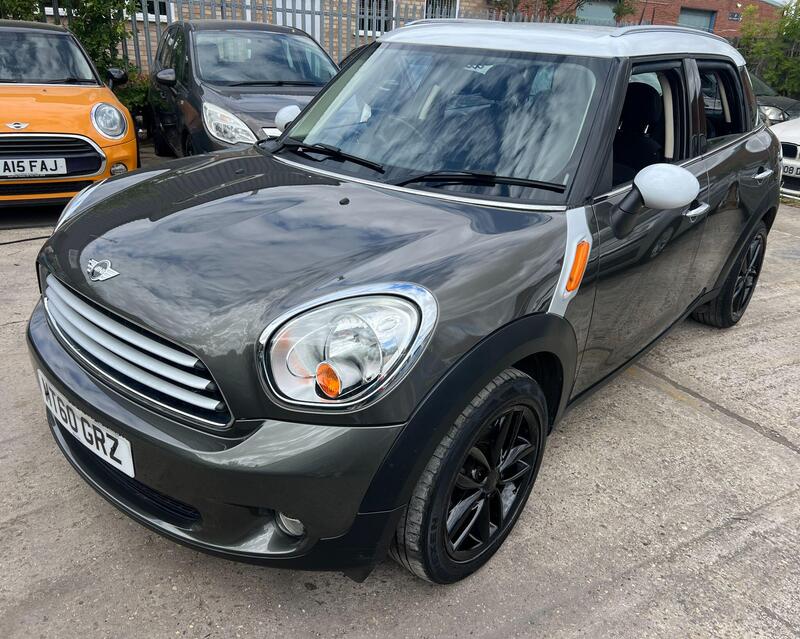 Mini Countryman view 4