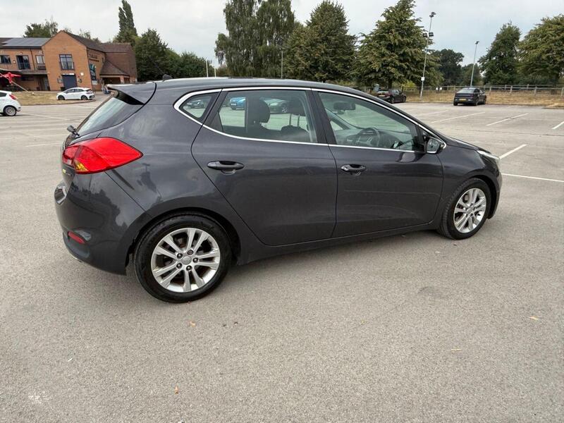 Kia Ceed view 6