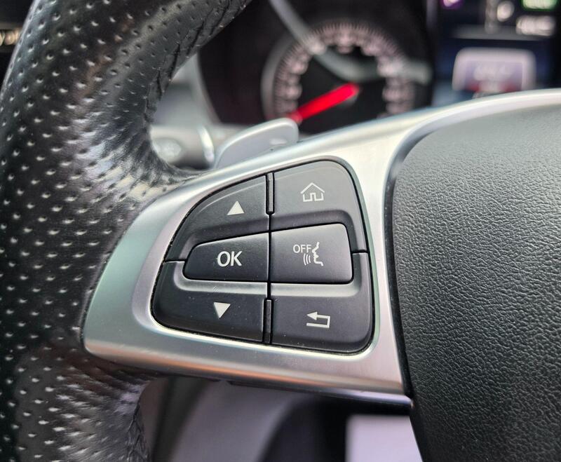 Mercedes-Benz C Class 2.1 C300dh AMG Line (Premium Plus) G-Tronic+ Euro 6 (s/s) 4dr thumbnail 33