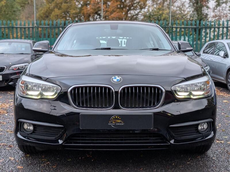 BMW 1 Series view 9
