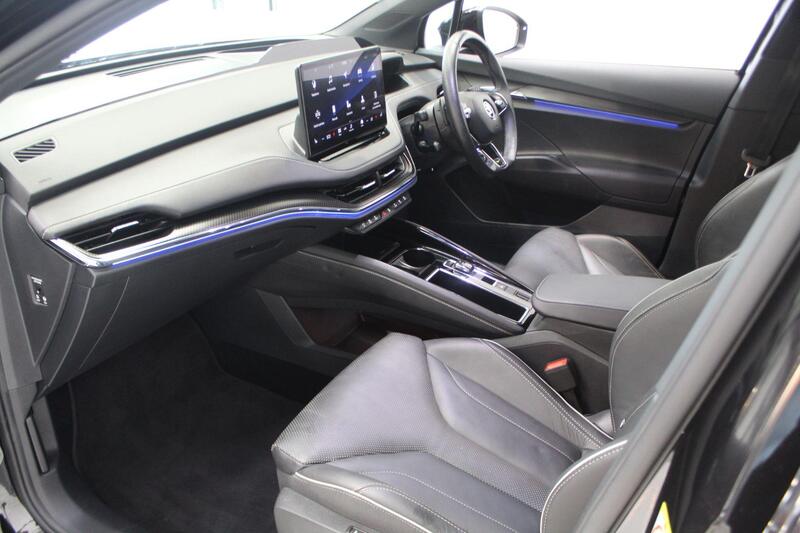 2022 Skoda Enyaq in Black — image 15 of 93