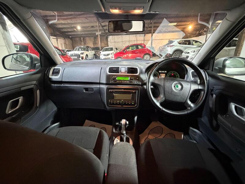 2009 Skoda Fabia — photo 11