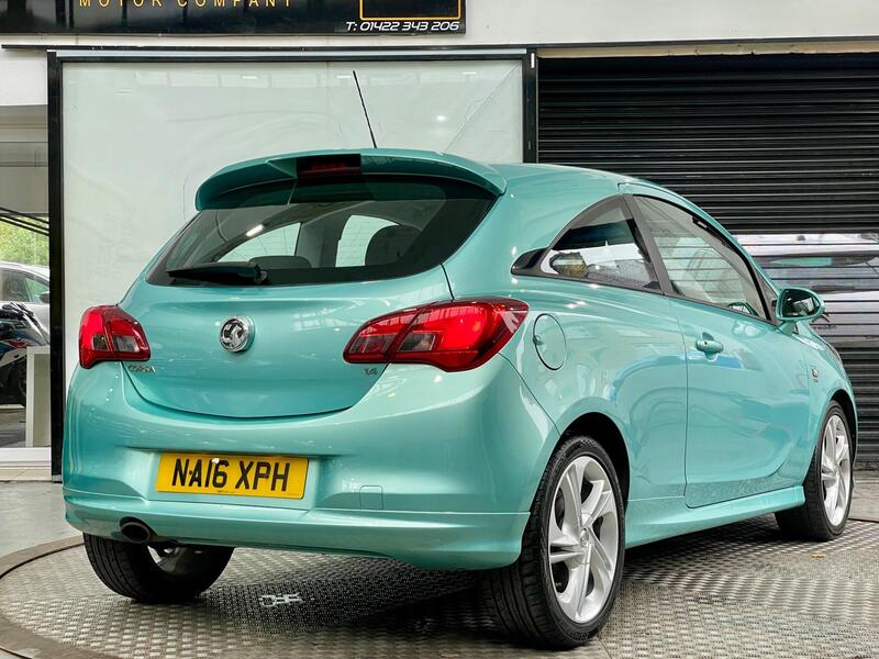 Vauxhall Corsa view 3