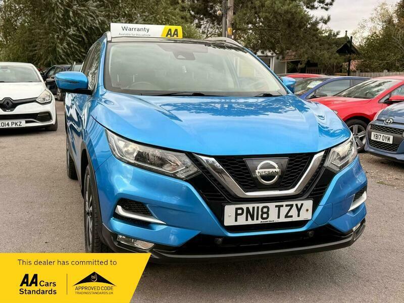 2018 Nissan Qashqai 1.2 DIG-T N-Connecta Euro 6 (s/s) 5dr photo 4