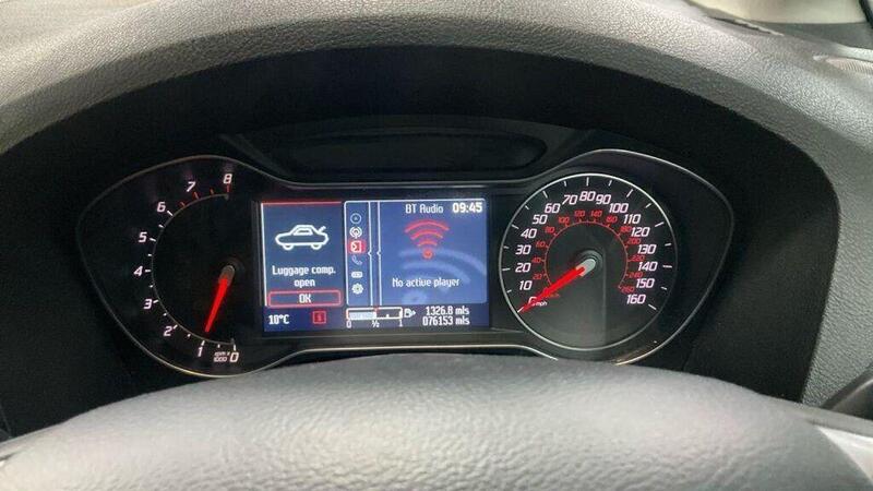 Ford S-Max view 5