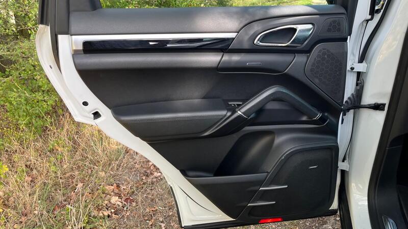 2015 Porsche Cayenne — photo 64