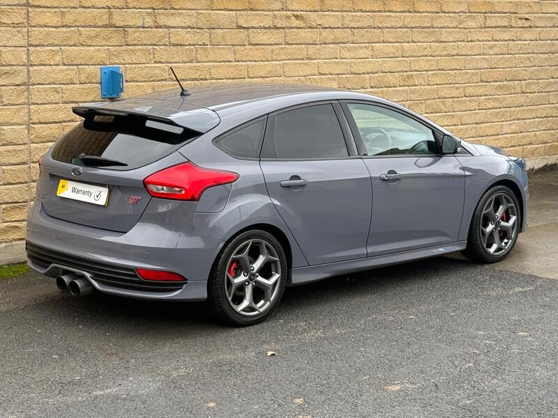 Ford Focus view 7