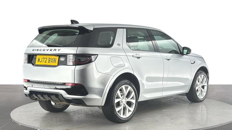 Land Rover Discovery Sport view 4