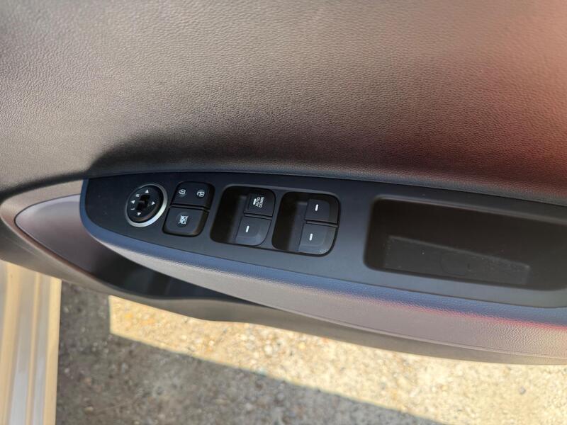 2014 Hyundai i10 — photo 16