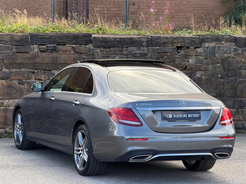 Mercedes-Benz E-Class view 5