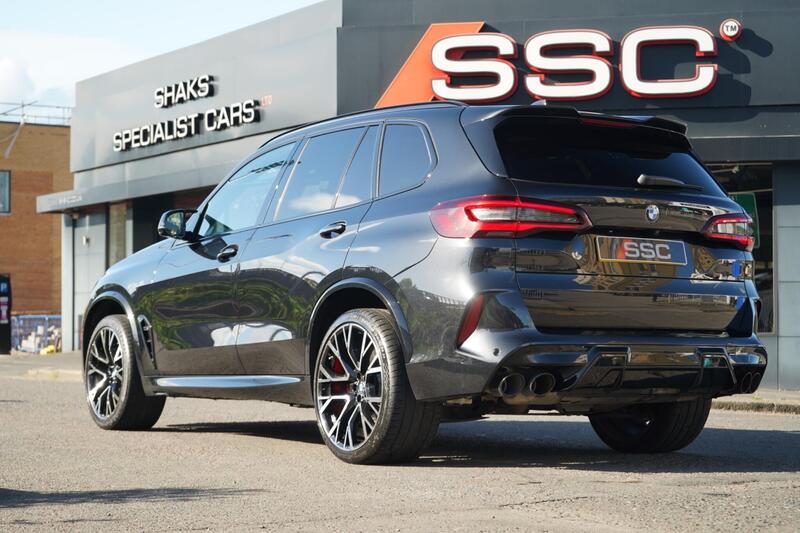 BMW X5 BMW X5 M view 2