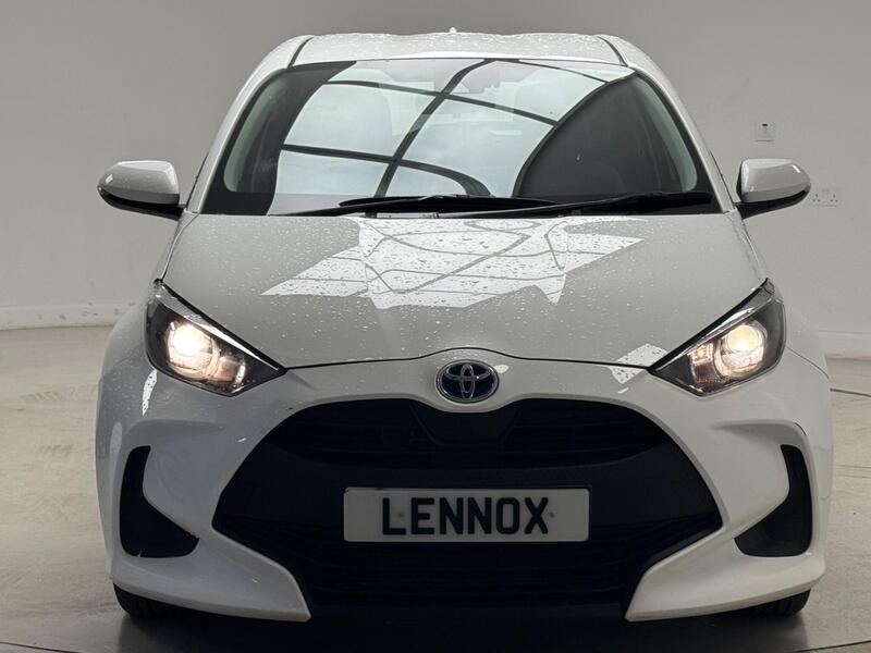 Toyota Yaris view 2