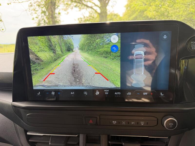2024 Ford Transit Custom — photo 13