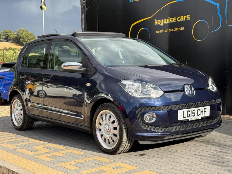 Volkswagen Up! view 7