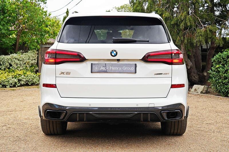 BMW X5 view 5