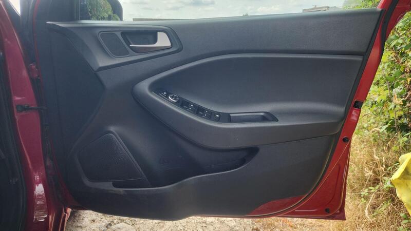 2017 Hyundai i20 — photo 36