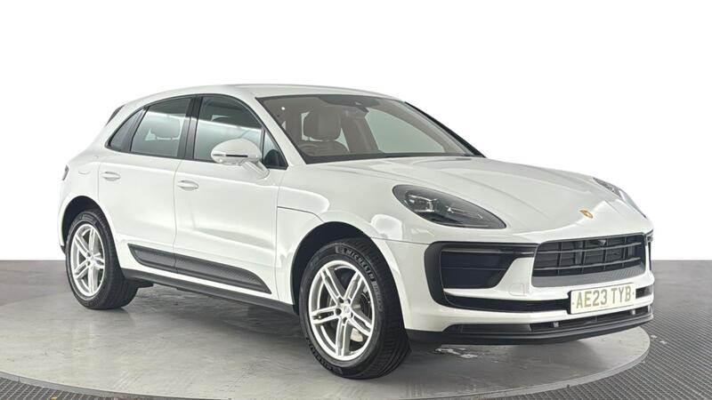 Porsche Macan view 2