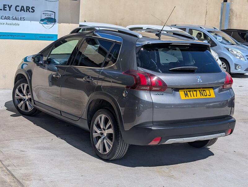 Peugeot 2008 view 4