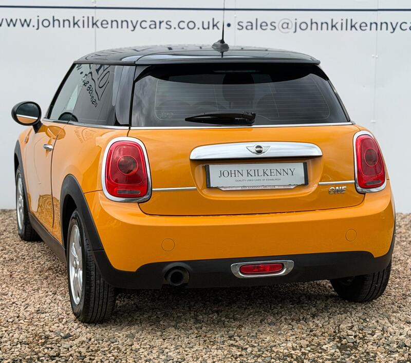 Mini Hatch view 4