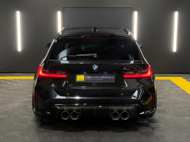 BMW M3 view 4