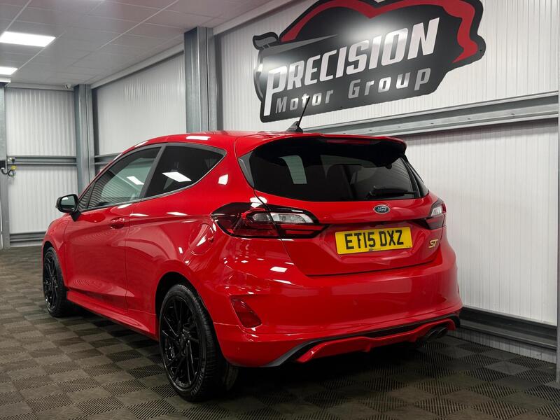 Ford Fiesta view 5