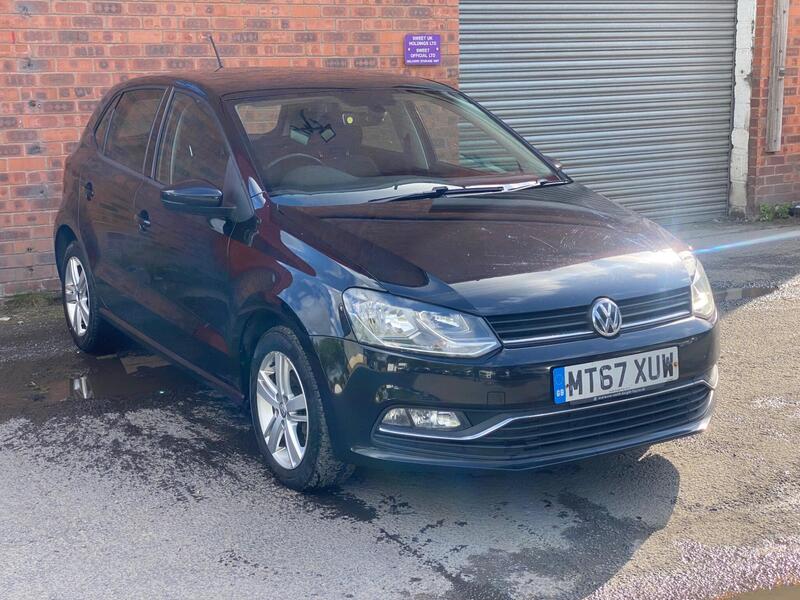 Volkswagen Polo view 4