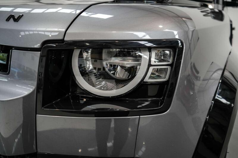 Land Rover Defender view 7