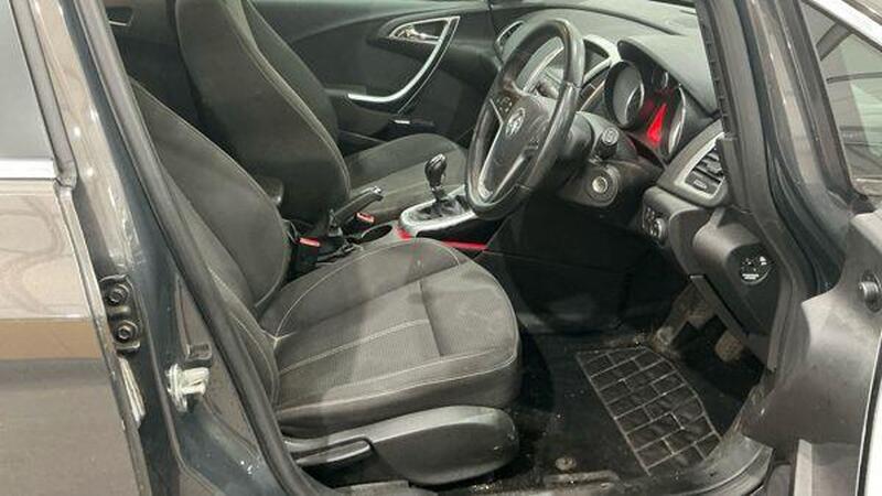 Vauxhall Astra view 7