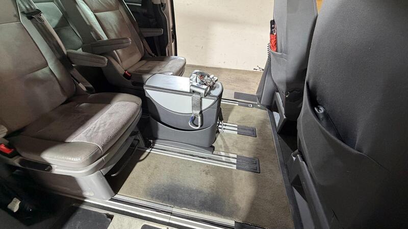 2015 Volkswagen Caravelle — photo 28