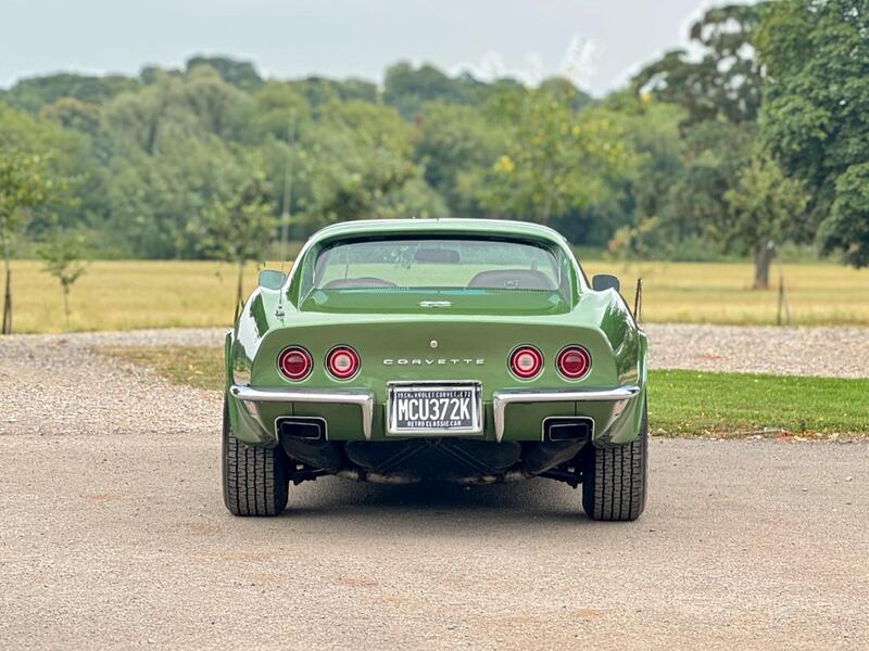 Chevrolet Corvette view 7