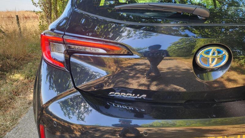 2025 Toyota Corolla — photo 17