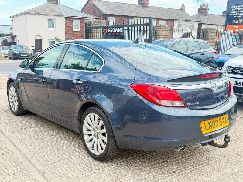 Vauxhall Insignia view 5
