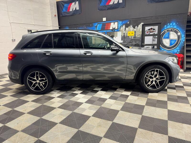 Mercedes-Benz GLC view 28