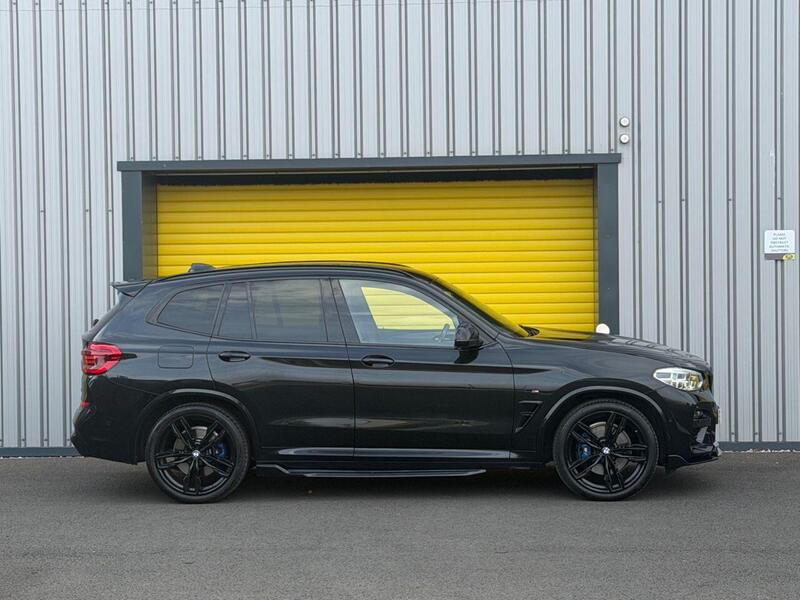 BMW X3 view 6