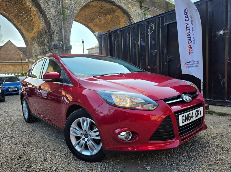Ford Focus 1.0T EcoBoost Titanium Navigator Euro 5 (s/s) 5dr