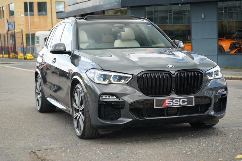 BMW X5 view 5