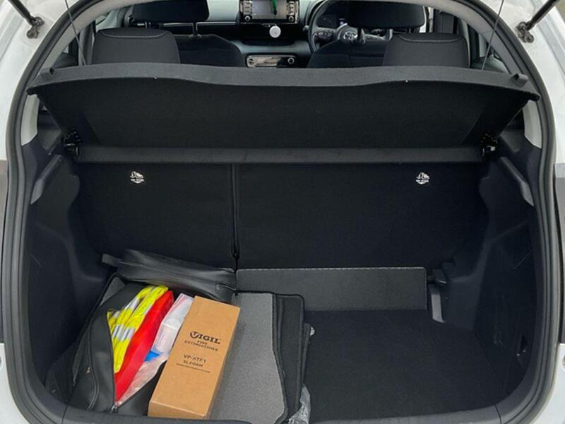 Toyota Yaris view 4