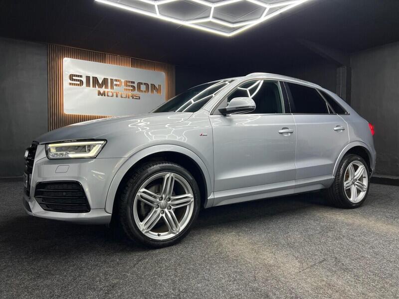 Audi Audi Q3 view 3