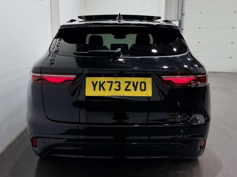 Jaguar F-Pace view 7