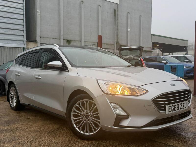 Ford Focus main image