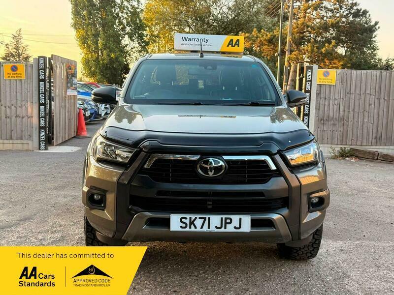 2021 Toyota Hilux 2.8 D-4D Invincible X 4WD Euro 6 (s/s) 4dr photo 5