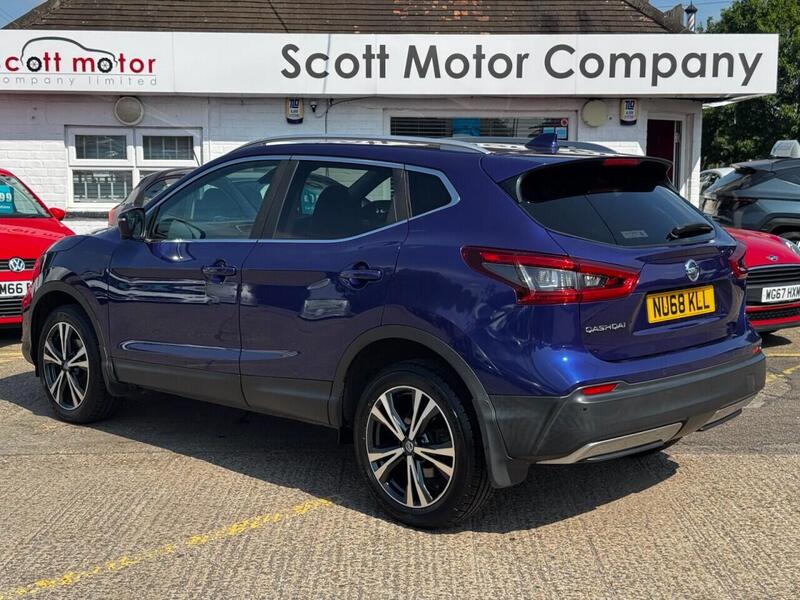 Nissan Qashqai view 2
