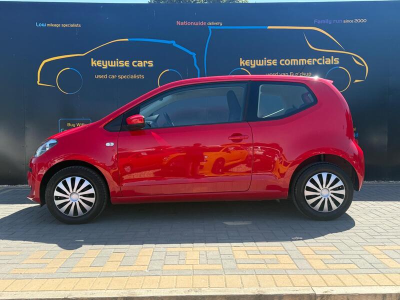 Volkswagen Up! view 2