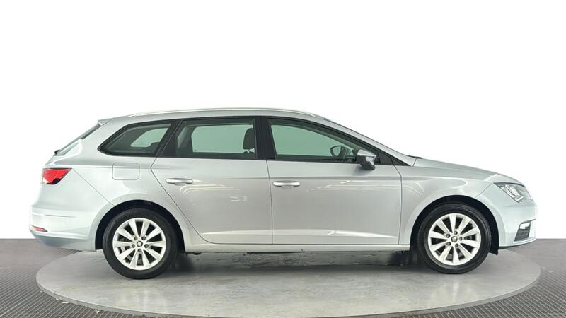 Seat Leon view 3