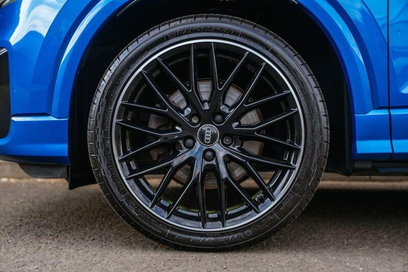 Audi Q2 view 3